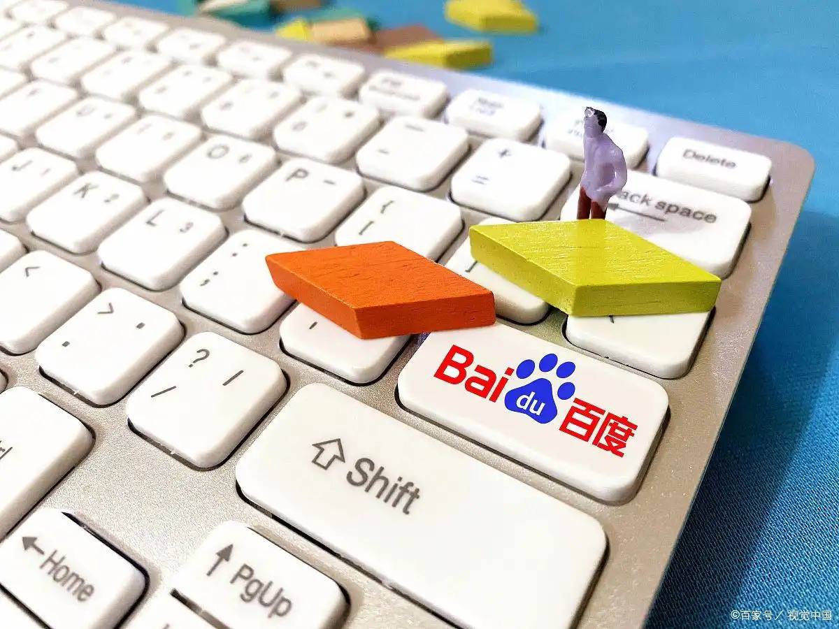 乌贼被喂食时显示出一张人脸